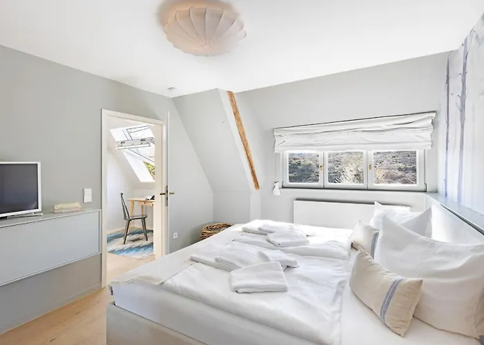 Fiftyfour Feriehus List